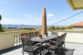 Luxury apartment Issa